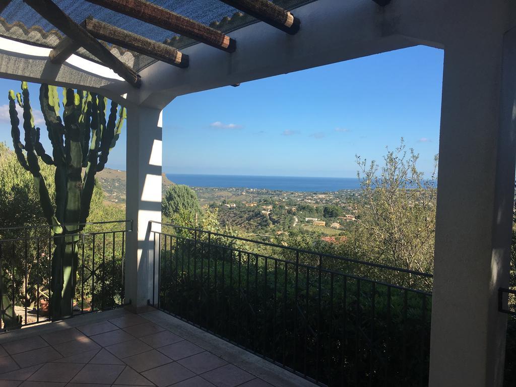 Villa Nadia Con Splendida Vista Mare كاستيلاّماري ديل غو المظهر الخارجي الصورة